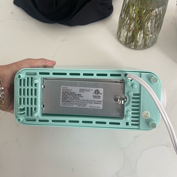 Mini One-Slice Toaster - Picture 2 of 5